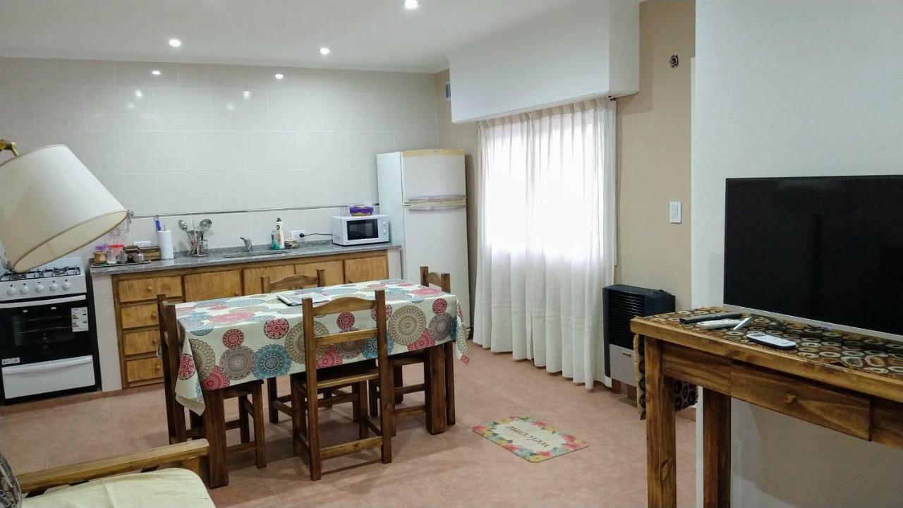 Punto Sur Departamentos Apartment Тандил Екстериор снимка